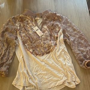 Anthropologie 3/4 crème lace top